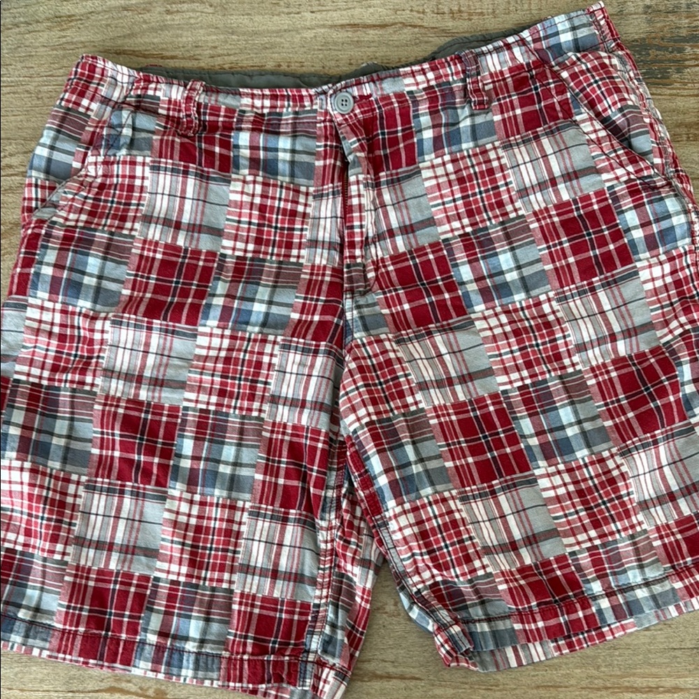 Men's Plaid Shorts - Red and Gray sz 40